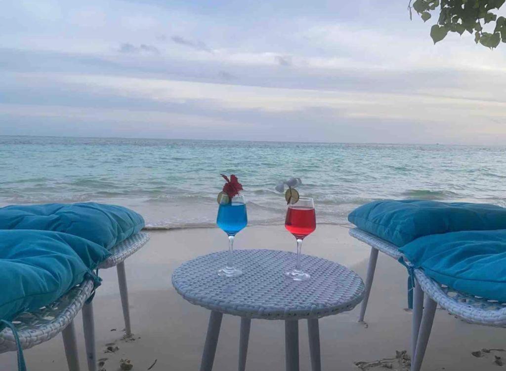 Coral Castle - Goidhoo Maldives Hotel Екстериор снимка